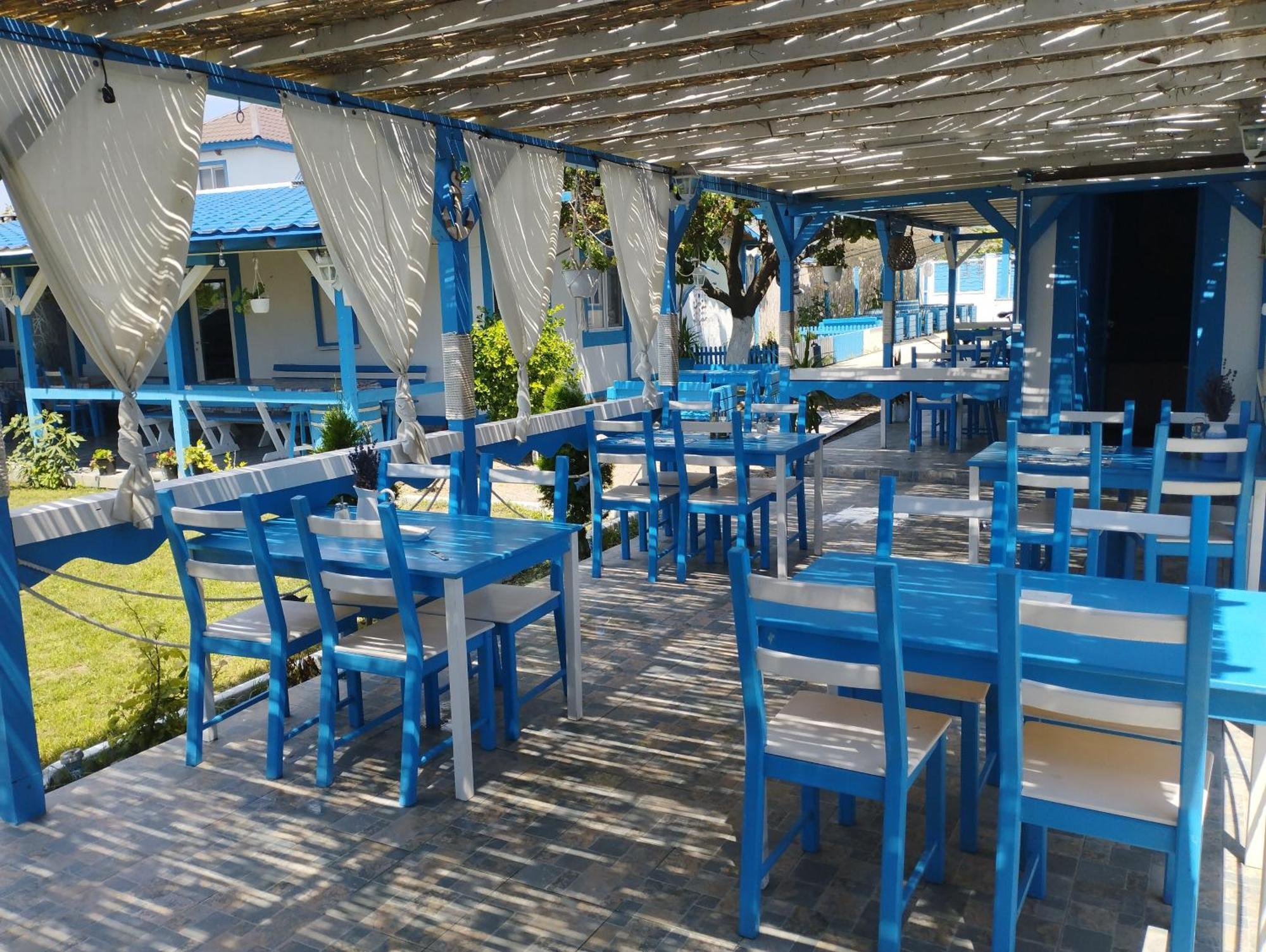 Pensiune Blue Coral ジュリロヴカ エクステリア 写真